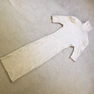 Bodycon short-sleeve turtleneck sweaterdress